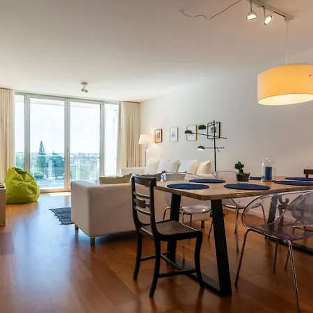 Apartment Guestready - With Stunning Rooftop Pool