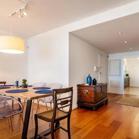 Guestready - With Stunning Rooftop Pool *