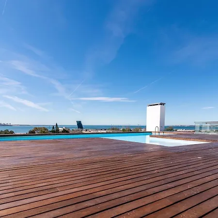 Apartment Guestready - With Stunning Rooftop Pool Alges